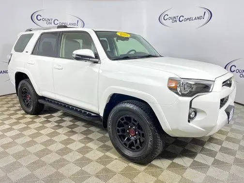 2023 Toyota 4Runner SR5 Premium 4WD photo