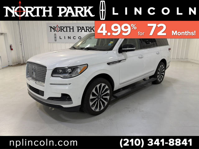 2022 Lincoln Navigator Reserve 4WD photo
