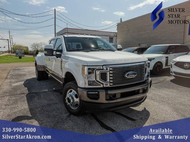 2022 Ford F-350 Super Duty King Ranch 4WD photo