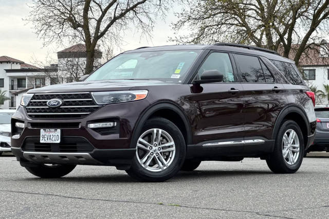 2022 Ford Explorer XLT RWD photo