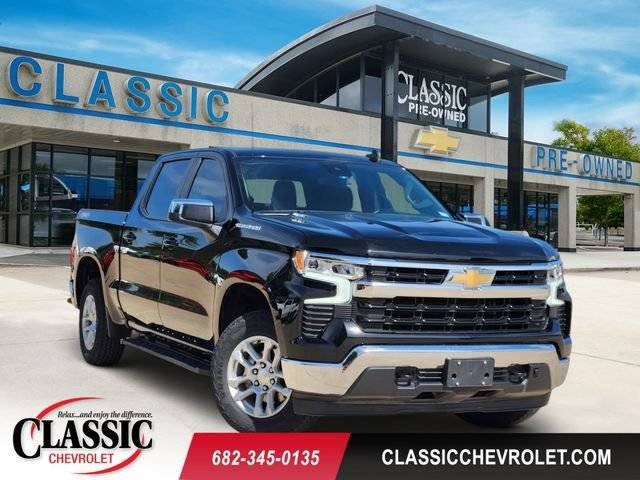 2022 Chevrolet Silverado 1500 LT 4WD photo