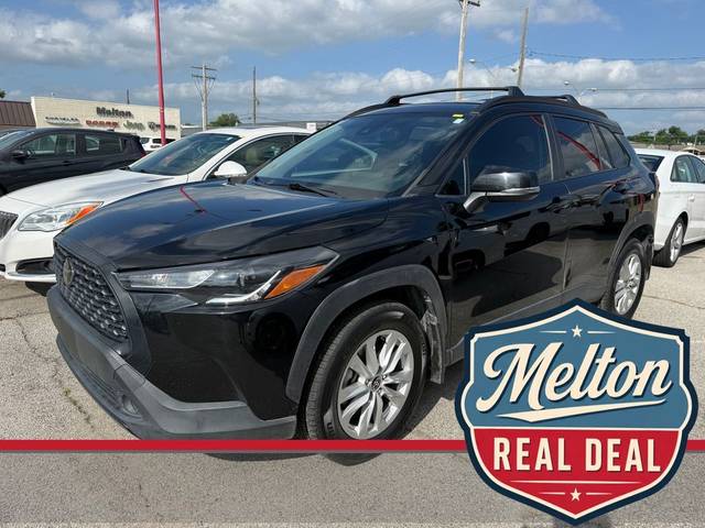2022 Toyota Corolla Cross LE FWD photo