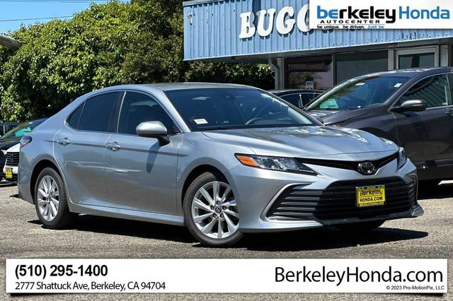 2023 Toyota Camry LE FWD photo
