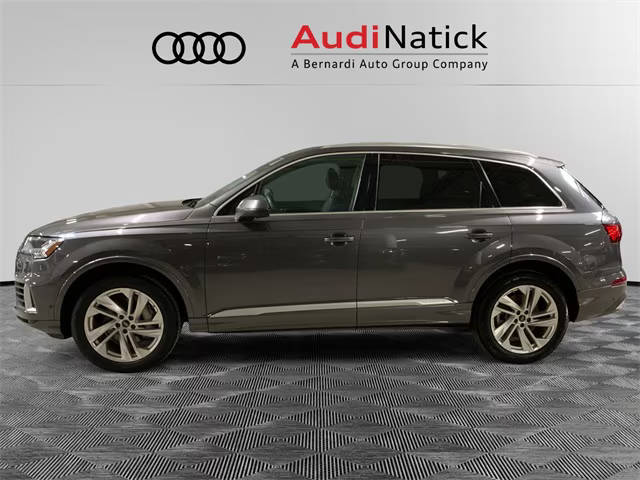 2023 Audi Q7 Premium Plus AWD photo