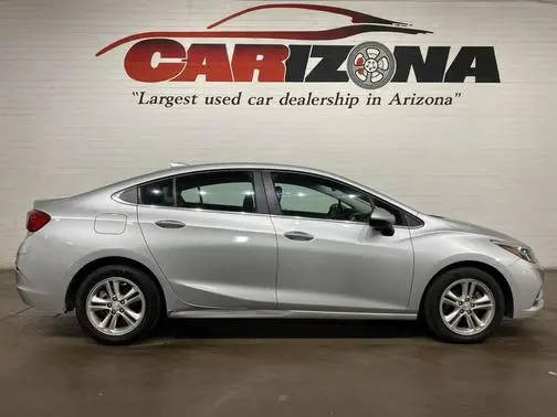2018 Chevrolet Cruze LT FWD photo