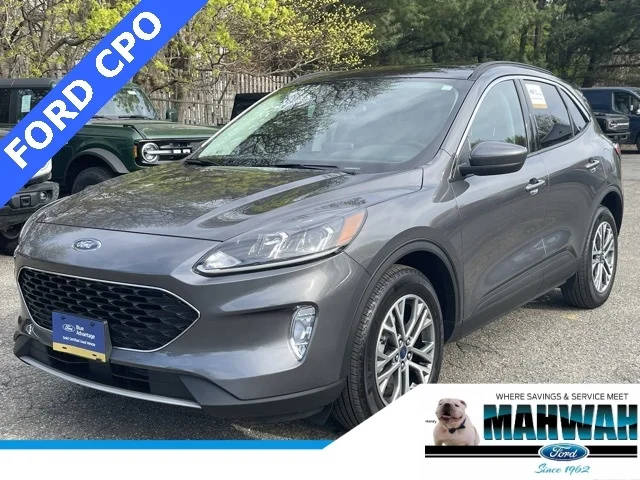 2022 Ford Escape SEL AWD photo