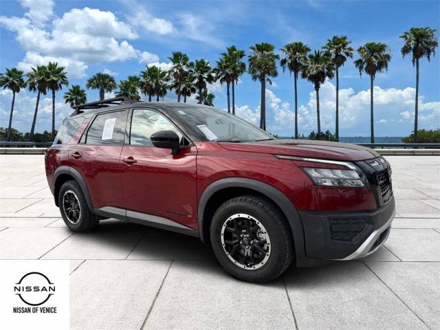 2023 Nissan Pathfinder Rock Creek 4WD photo