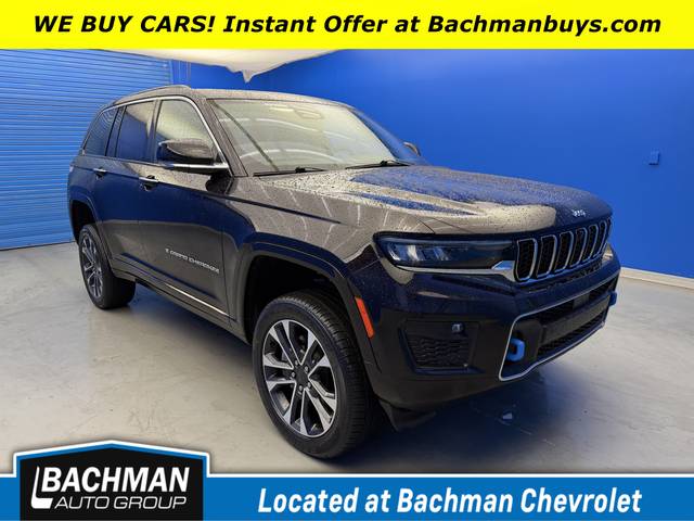 2022 Jeep Grand Cherokee Overland 4WD photo