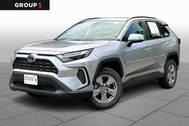 2022 Toyota RAV4 Hybrid XLE AWD photo