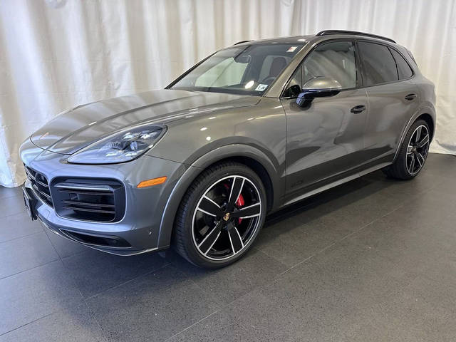 2023 Porsche Cayenne GTS AWD photo