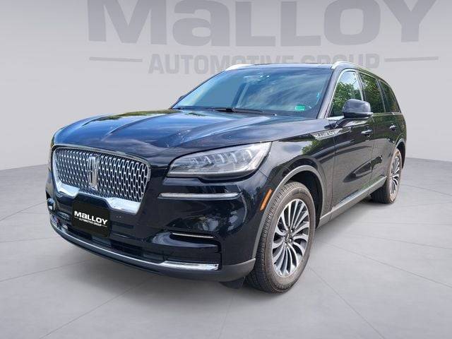 2023 Lincoln Aviator Standard AWD photo