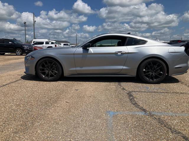 2022 Ford Mustang EcoBoost Premium RWD photo