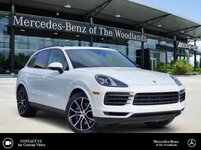 2023 Porsche Cayenne Platinum Edition AWD photo