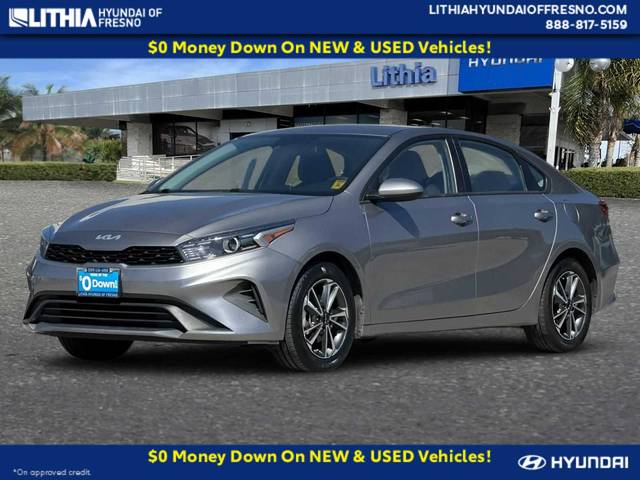 2023 Kia Forte LXS FWD photo