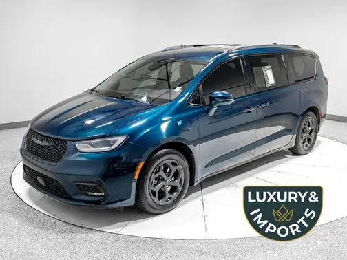 2021 Chrysler Pacifica Minivan Hybrid Touring L FWD photo
