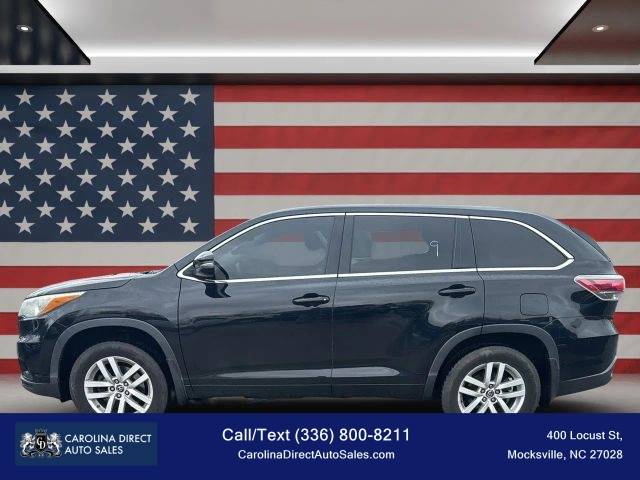 2016 Toyota Highlander LE AWD photo