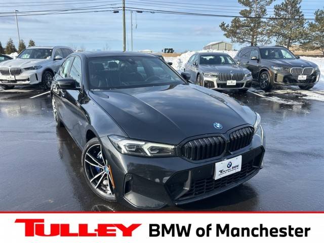 2023 BMW 3 Series 330e xDrive AWD photo