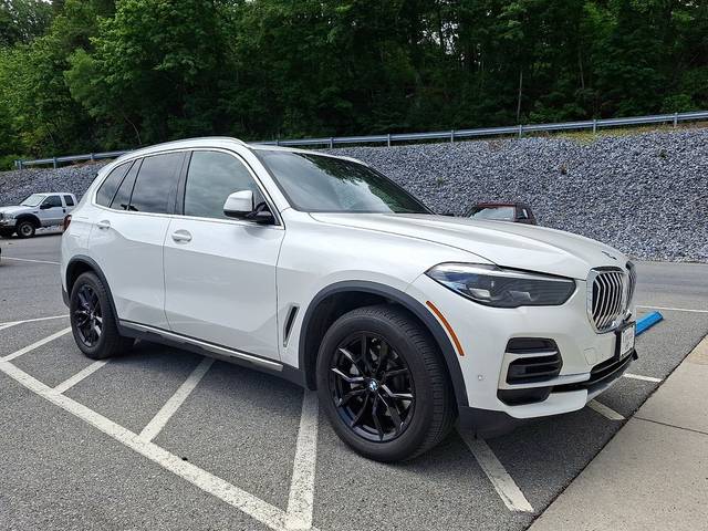 2023 BMW X5 xDrive40i AWD photo
