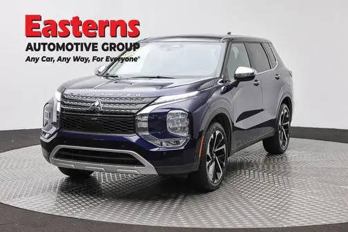 2023 Mitsubishi Outlander SE AWD photo