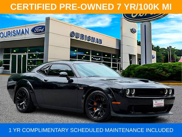 2022 Dodge Challenger R/T Scat Pack Widebody RWD photo