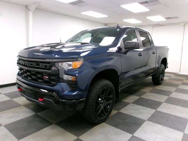 2022 Chevrolet Silverado 1500 Custom Trail Boss 4WD photo