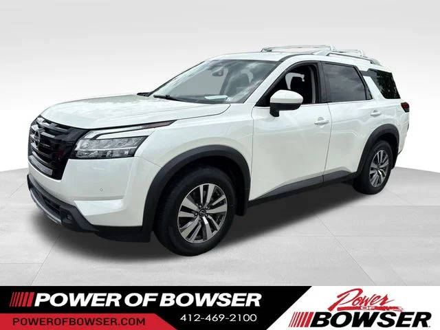 2023 Nissan Pathfinder SL 4WD photo