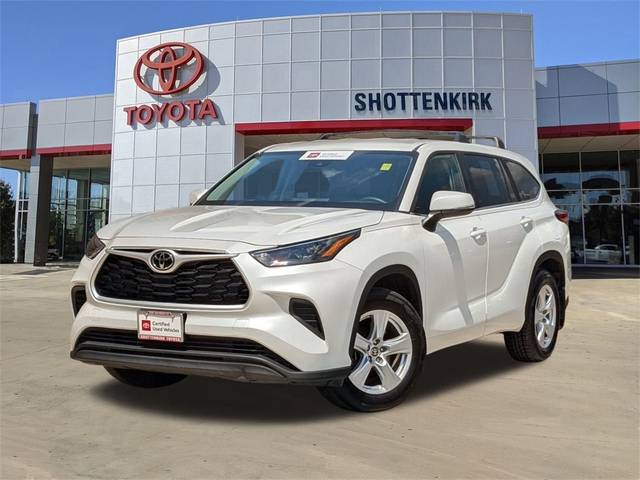 2023 Toyota Highlander L FWD photo