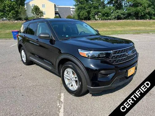 2022 Ford Explorer XLT 4WD photo
