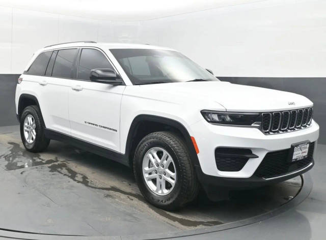 2023 Jeep Grand Cherokee Laredo 4WD photo