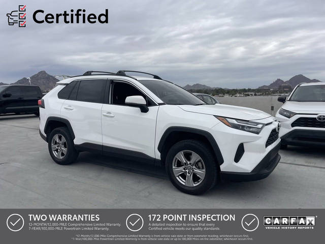 2022 Toyota RAV4 XLE FWD photo