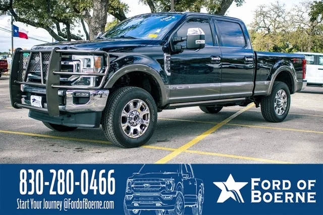 2022 Ford F-350 Super Duty King Ranch 4WD photo