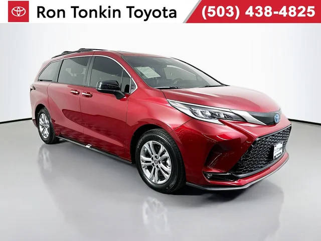 2023 Toyota Sienna XSE AWD photo