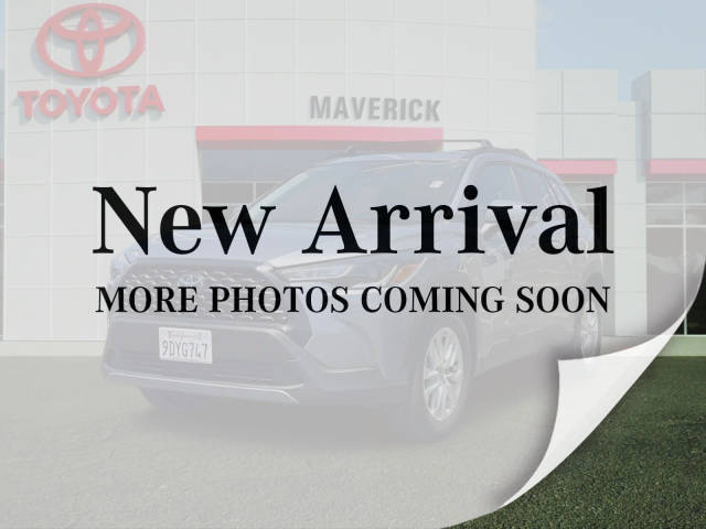 2022 Toyota Corolla Cross LE FWD photo