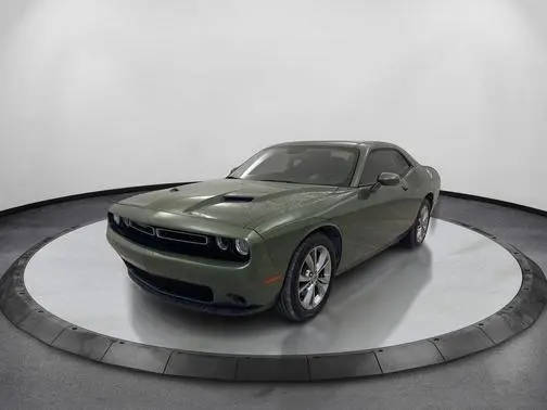 2020 Dodge Challenger SXT AWD photo