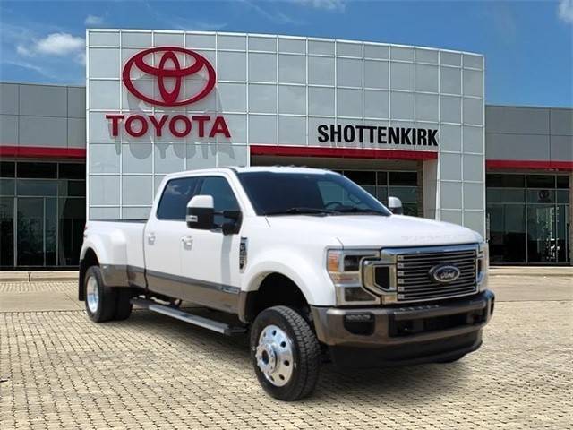 2022 Ford F-450 Super Duty King Ranch 4WD photo