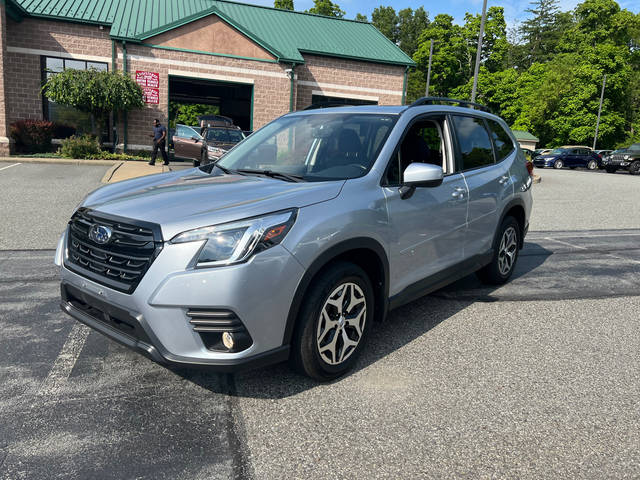 2022 Subaru Forester Premium AWD photo