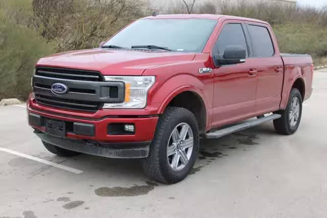 2019 Ford F-150 XLT 4WD photo