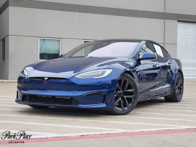 2022 Tesla Model S Plaid AWD photo