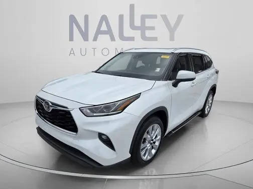 2023 Toyota Highlander L FWD photo