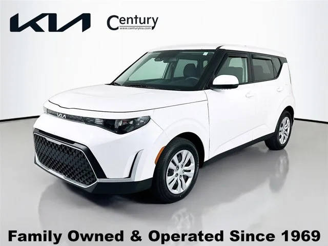 2023 Kia Soul LX FWD photo