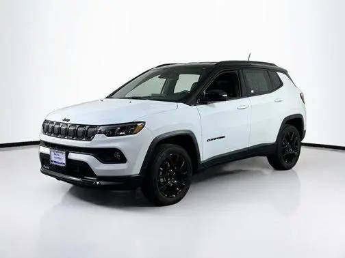 2022 Jeep Compass Altitude 4WD photo