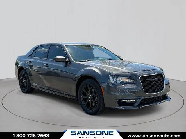 2022 Chrysler 300 Touring L AWD photo
