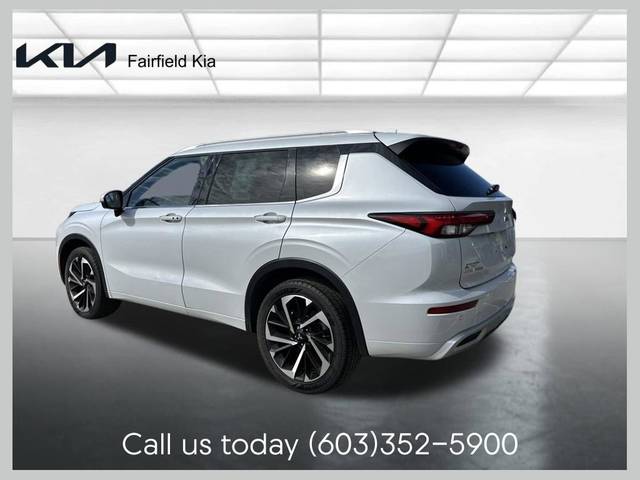 2023 Mitsubishi Outlander SEL AWD photo