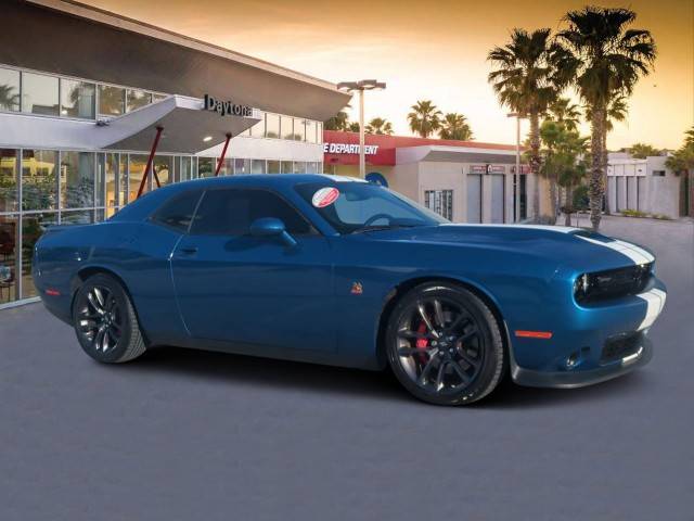 2022 Dodge Challenger R/T Scat Pack RWD photo