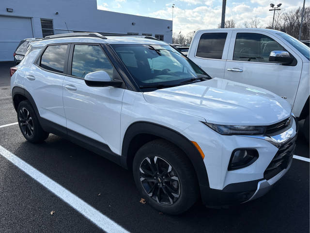 2023 Chevrolet TrailBlazer LT AWD photo