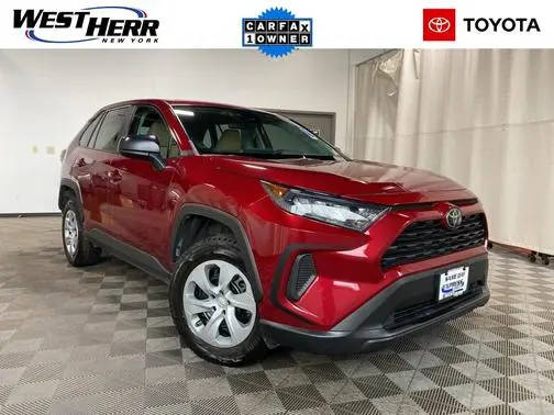 2022 Toyota RAV4 LE AWD photo
