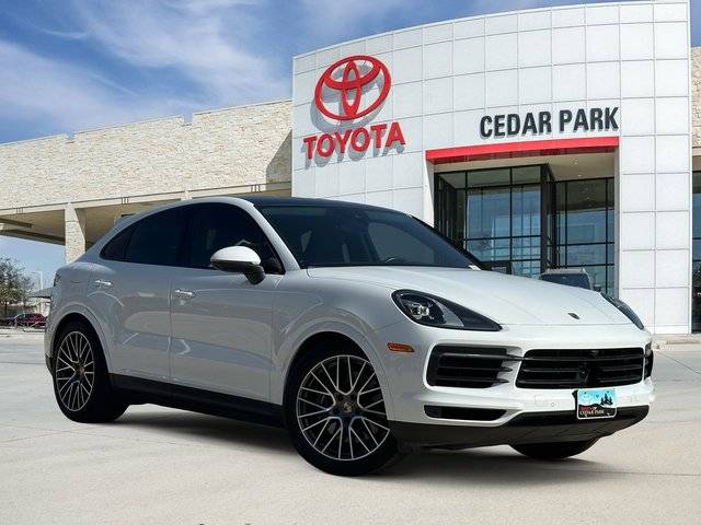 2023 Porsche Cayenne Coupe Platinum Edition AWD photo