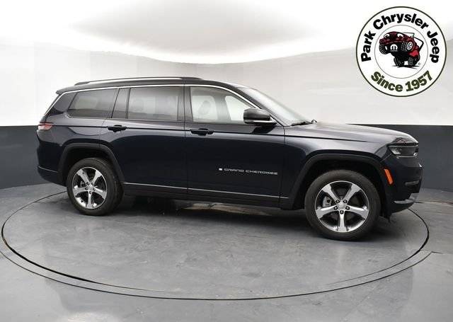 2023 Jeep Grand Cherokee L Limited 4WD photo