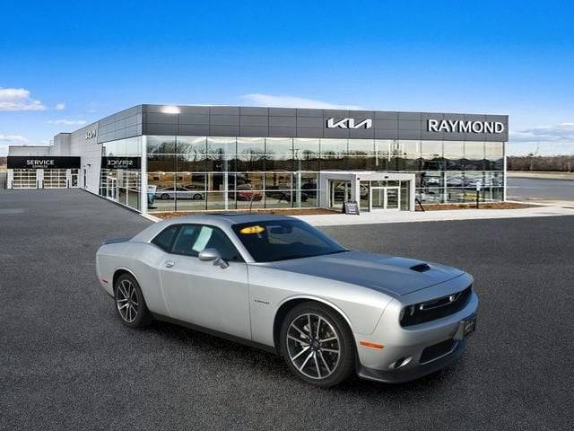 2022 Dodge Challenger R/T RWD photo
