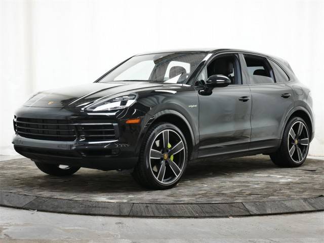 2023 Porsche Cayenne E-Hybrid AWD photo